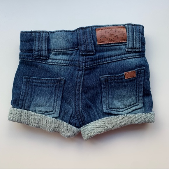 2/$10 L&P Baby girl jean shorts 6-9m - Picture 3 of 4